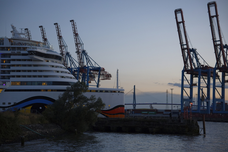 2025-09-13 19.54.55  _MG_6198.jpg